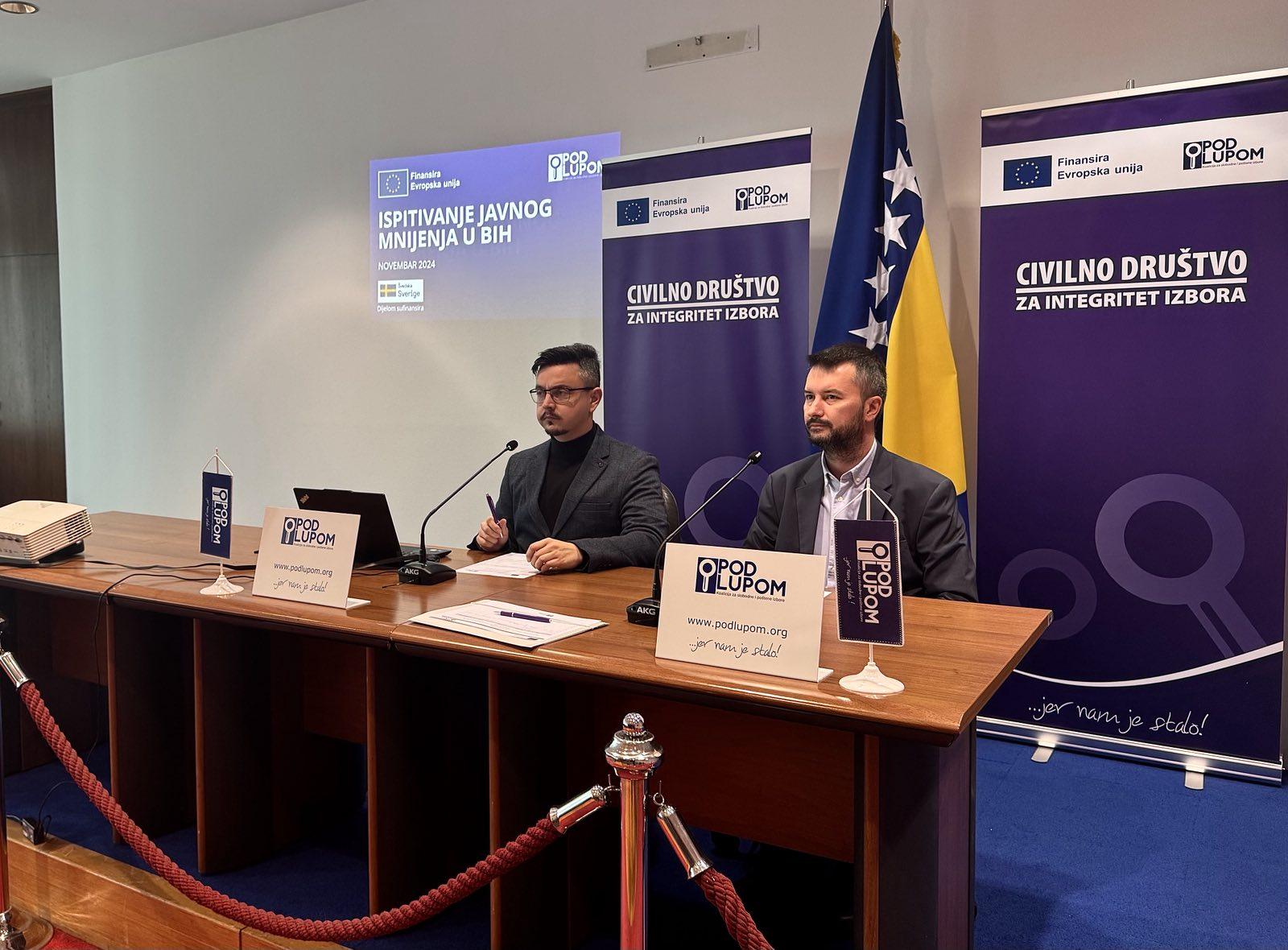 Foto (Hasan K. - lijevo, Dario J. desno)