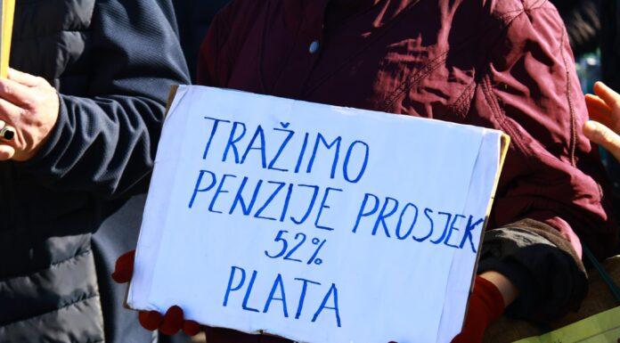 Odgođeni protesti penzionera Protesti penzionera u Tuzli