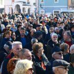 Za pola godine umrlo skoro 6.000 ljudi više nego što je rođeno Protesti penzionera u Tuzli