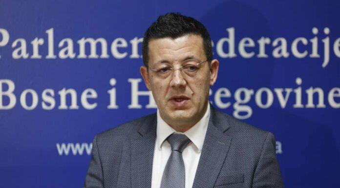 Čampara: Hitno suspendovati odluku Vlade FBiH o povećanju minimalne plate