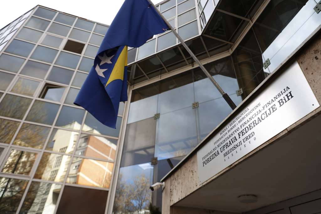 Izmjene u prijavama doprinosa i poreza/ porezna uprava