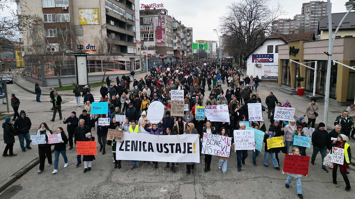 Zenica-ustaje-protesti