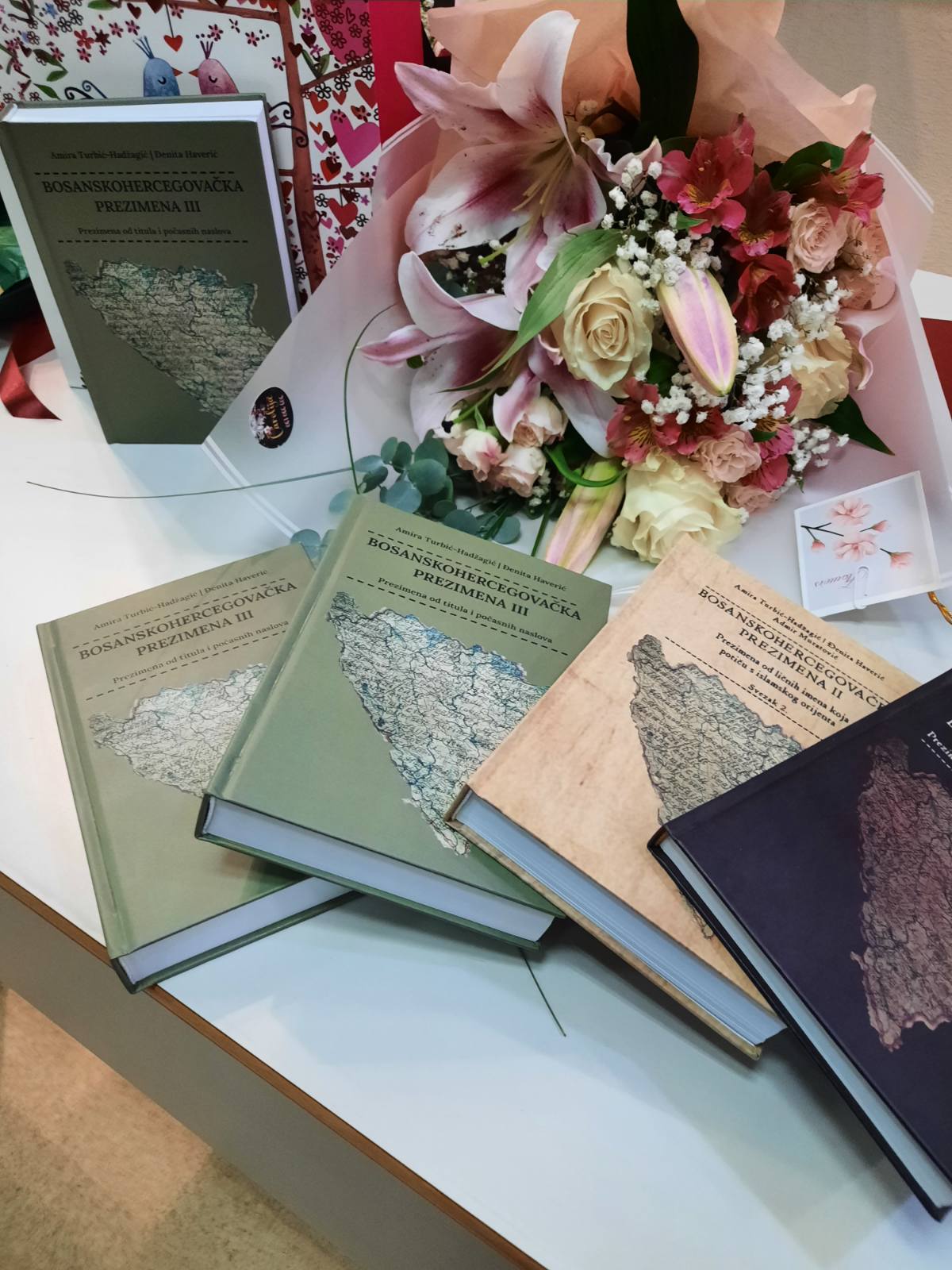 promocija knjige bh. prezimena 6. Promocija knjige bosanskohercegovačka prezimena