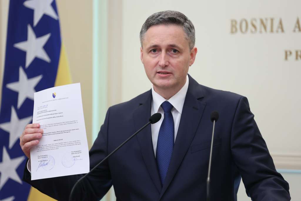 denis becirovic velika britanija, denis becirovic, konzulat, otvaranje