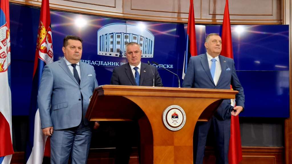 dodik-stevandic-viskovic Dodik, Viskovic, Stevandic