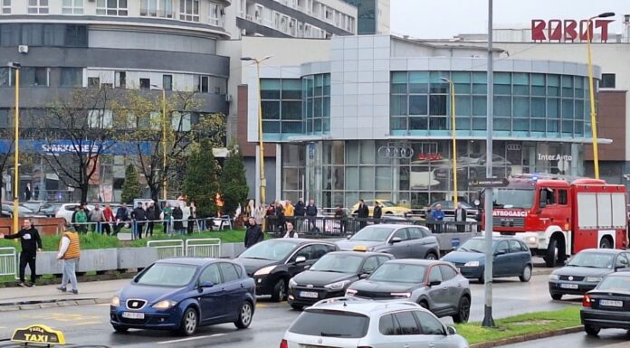 Herojski čin u Tuzli: Smajo Mandžić spasio jednog policajca iz rijeke Jale