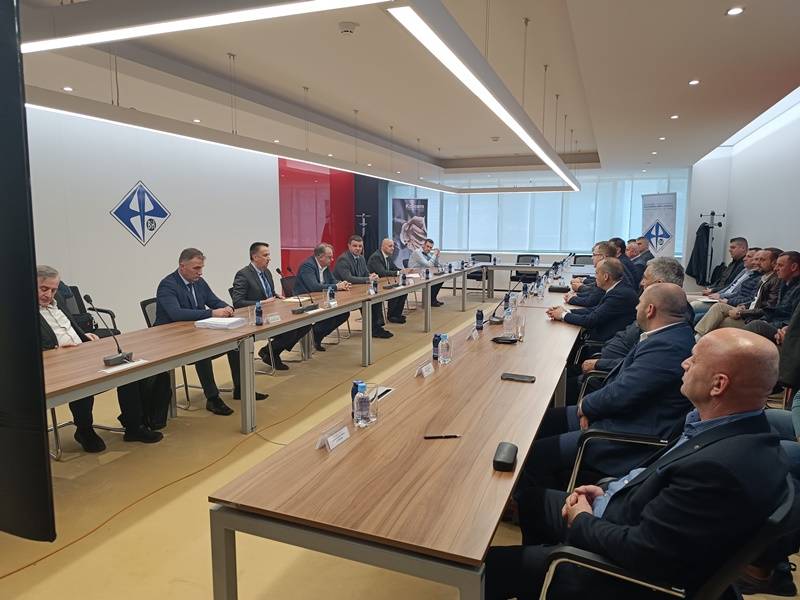 premijer i ministar fbih u epbih 1