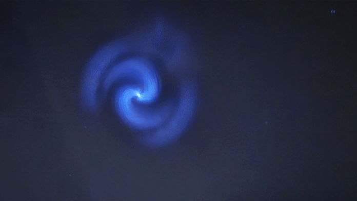Spirala, Space X