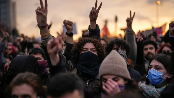 Protesti Turska Istanbul suđenja suđenje