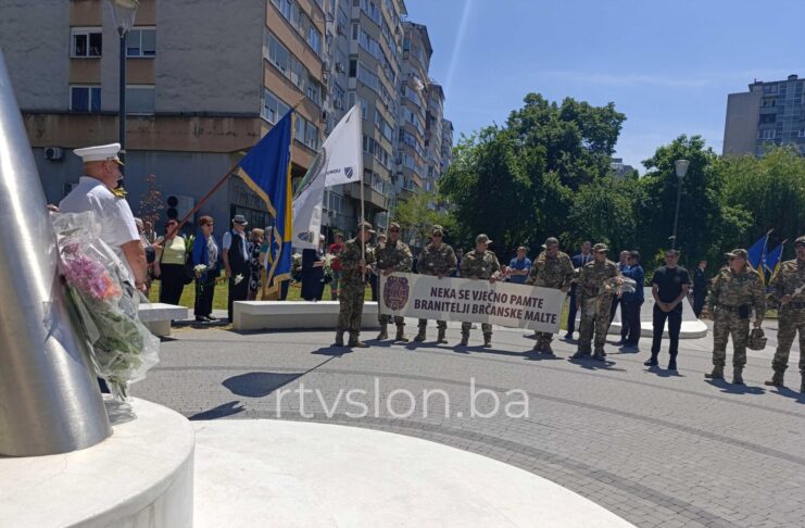 15. maj simbol otpora/ Dan odbrane Tuzle