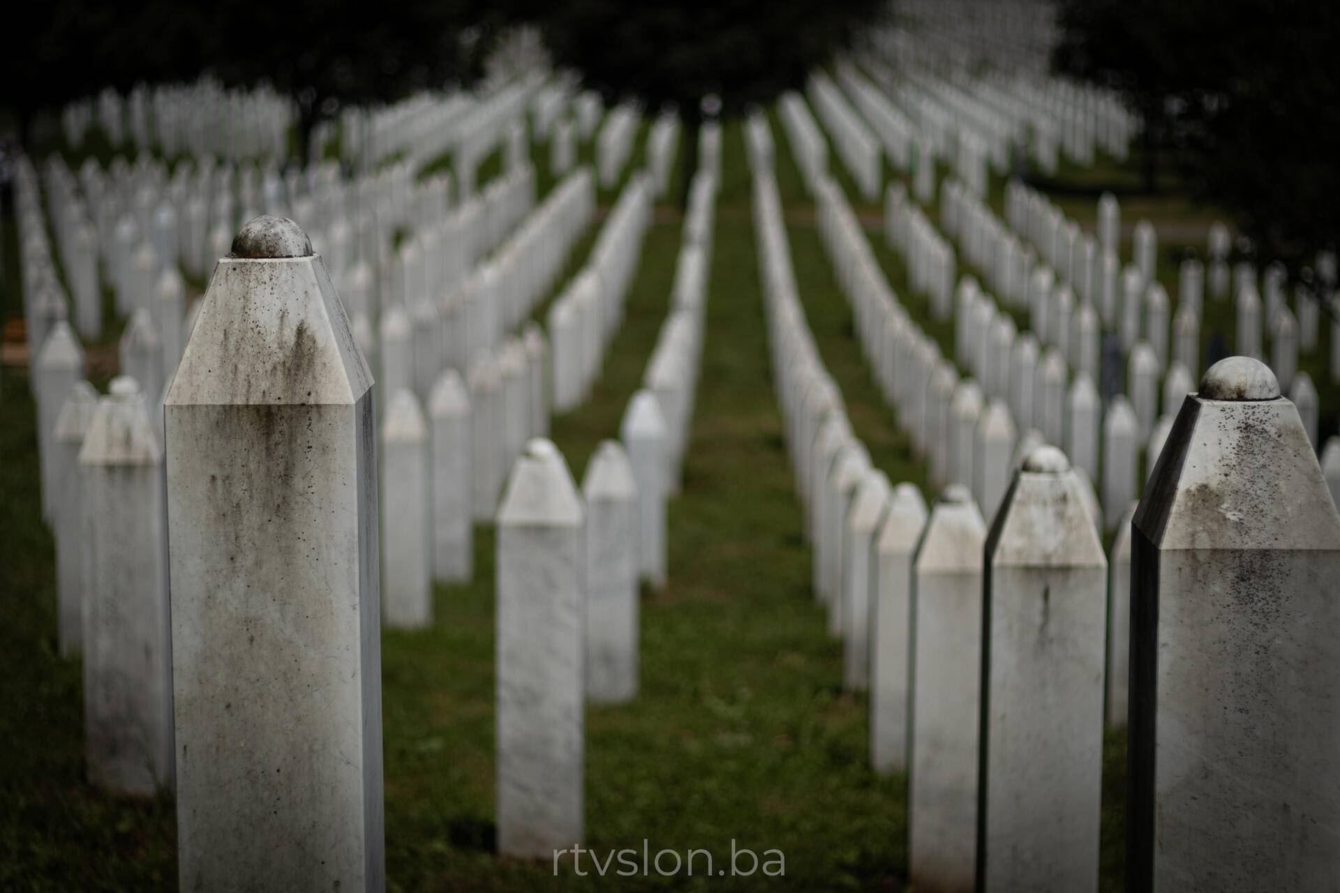 Memorijalni centar Srebrenica Potočari Srebrenica, UK, Genocid, DIjaspora