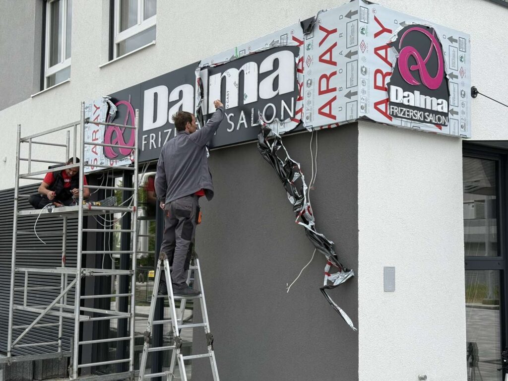 Postavljanje vanjske reklame novog frizerskog salona „Dalma“ na lokaciji Stupine H1 u Tuzli