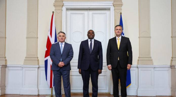 Komšić i Bećirović s Lammyjem: Ujedinjeno Kraljevstvo bezrezervno podržava BiH