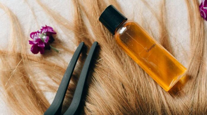 Kosa, Preparati, šnala i cveće na kosi.