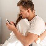 Provjeravate li partnerov mobitel?