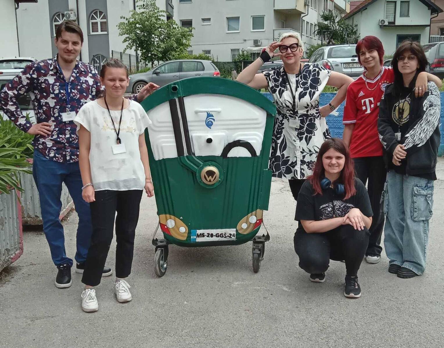 Maštom protiv otpada. otpad