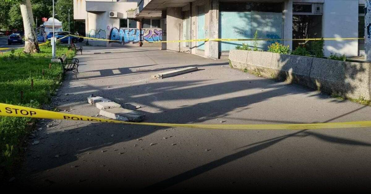 Na Ircu padaju dijelovi zgrada, oštećen automobil