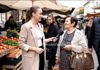 Moda bez granica: "Prodala sam dva zlatna zuba kćeri, ali bar da umrem sa stilom!"
