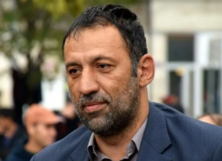 Vlade Divac teško povrijeđen nakon pada s motora u Boki Kotorskoj