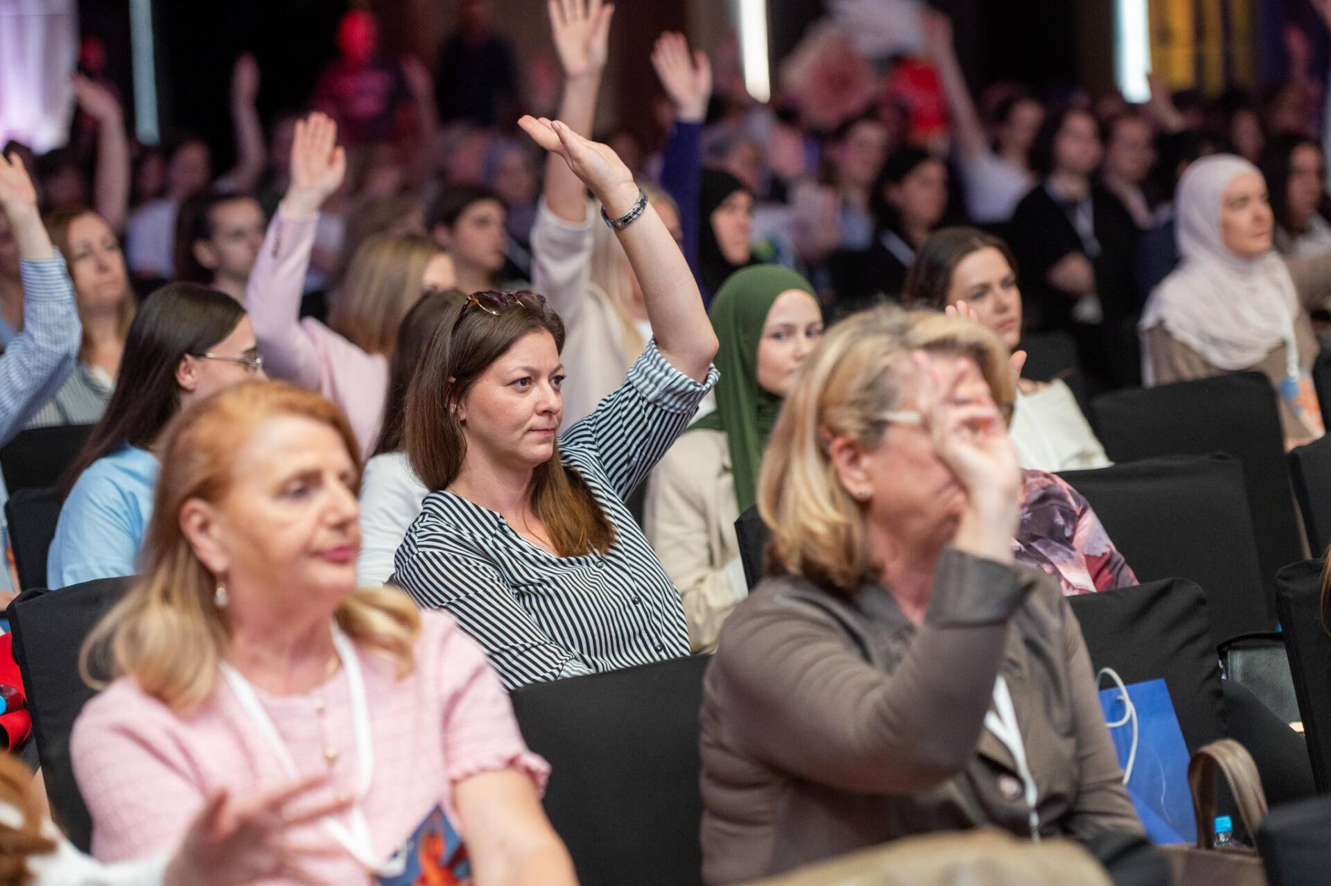 Treće izdanje dm konferencije o zdravlju žena okupilo stotine učesnica u Sarajevu i Banjaluci