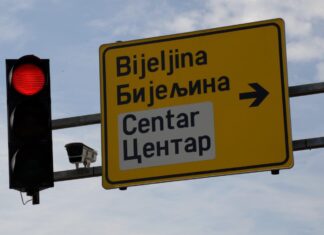 Semafor, automobili, kamera, kamere, saobraćajne nesreće, znak, promet, saobraćaj
