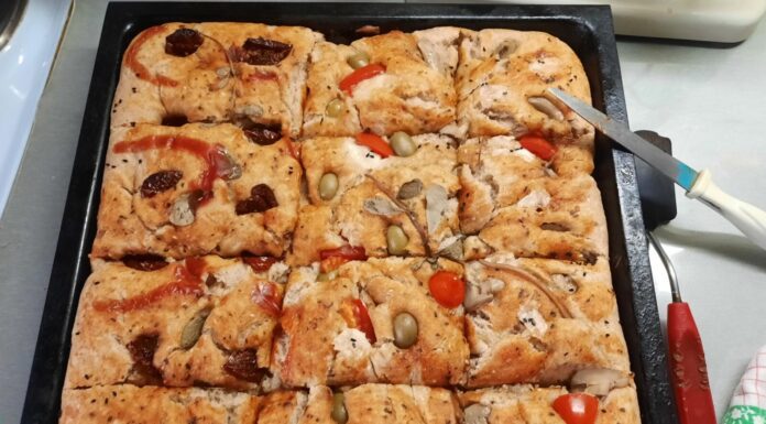 Fokača: iskoristite nedjelju kod kuće, napravite je Fokaca talijansko jelo koje podsječa na našu pogaču