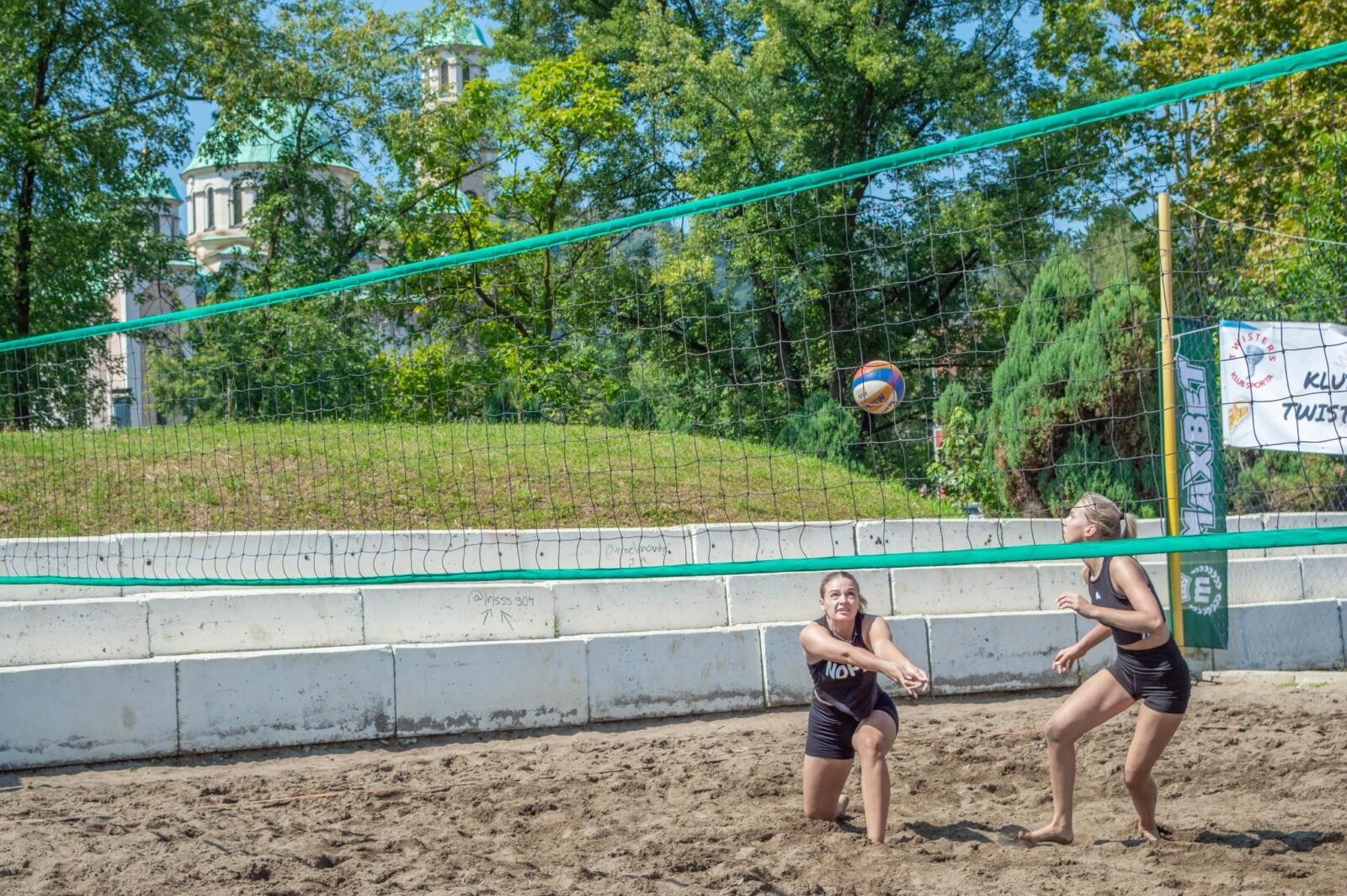 odbojka na pijesku Na Panonskim jezerima turnir u odbojci na pijesku otvara ljetnu sezonu