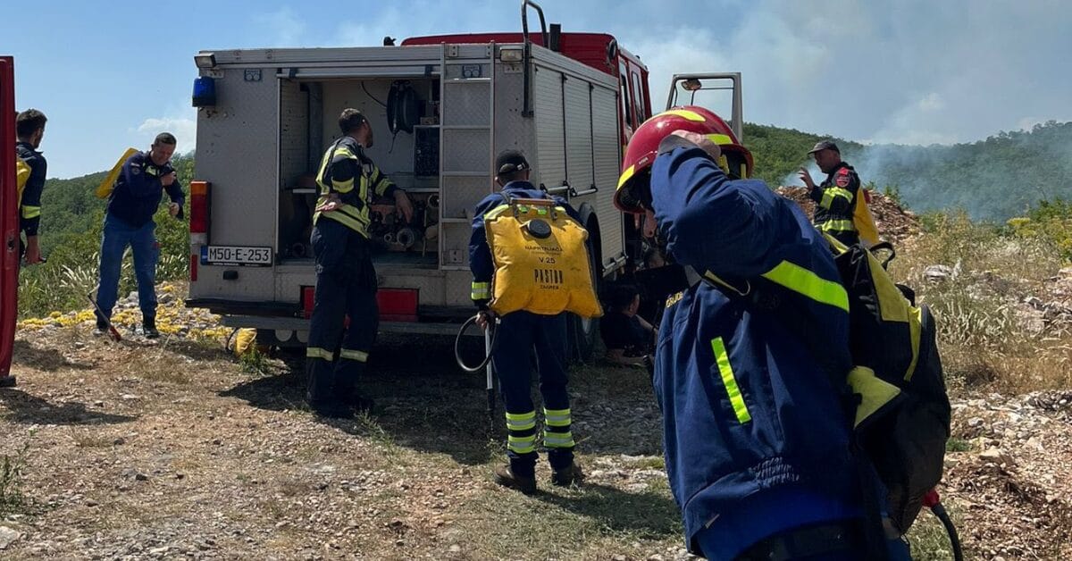 Požar u Grudama: Glavne linije ugašene, zračne snage i dalje aktivne