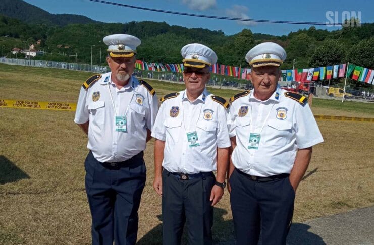 Udruženje “Manevarac” Tuzla u Potočarima: Počast žrtvama i poruka protiv zaborava