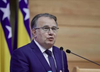 Nikšić: Rad Fiskalnog vijeća na čekanju do odluke Ustavnog suda o Vladi RS Nikšić ostaje na čelu SDP-a BiH