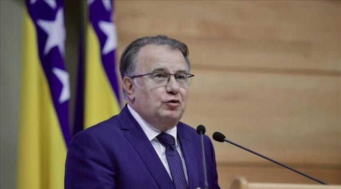 Nikšić: Rad Fiskalnog vijeća na čekanju do odluke Ustavnog suda o Vladi RS Nikšić ostaje na čelu SDP-a BiH