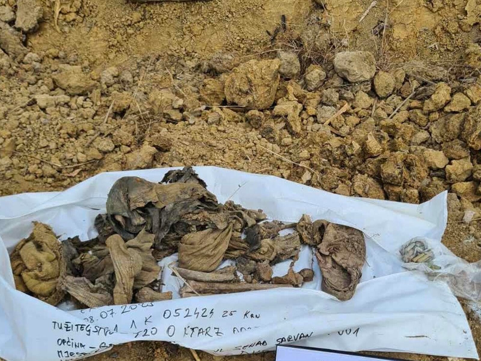 Posmrtni ostaci Gradačac 1 U Gradačcu ekshumirani posmrtni ostaci žrtve proteklog rata