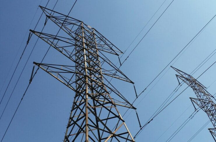 Uvoz električne energije naglo porastao, proizvodnja opada zbog manjka uglja/ Od danas skuplja struja: Uvedene blok tarife, građani sami prijavljuju stanje brojila
