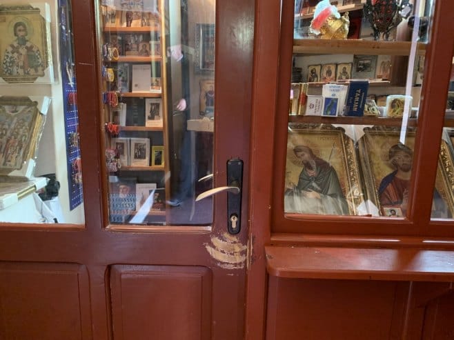 Provala u Saborni hram u Tuzli: Ukraden novac i oštećen sveti relikvijar