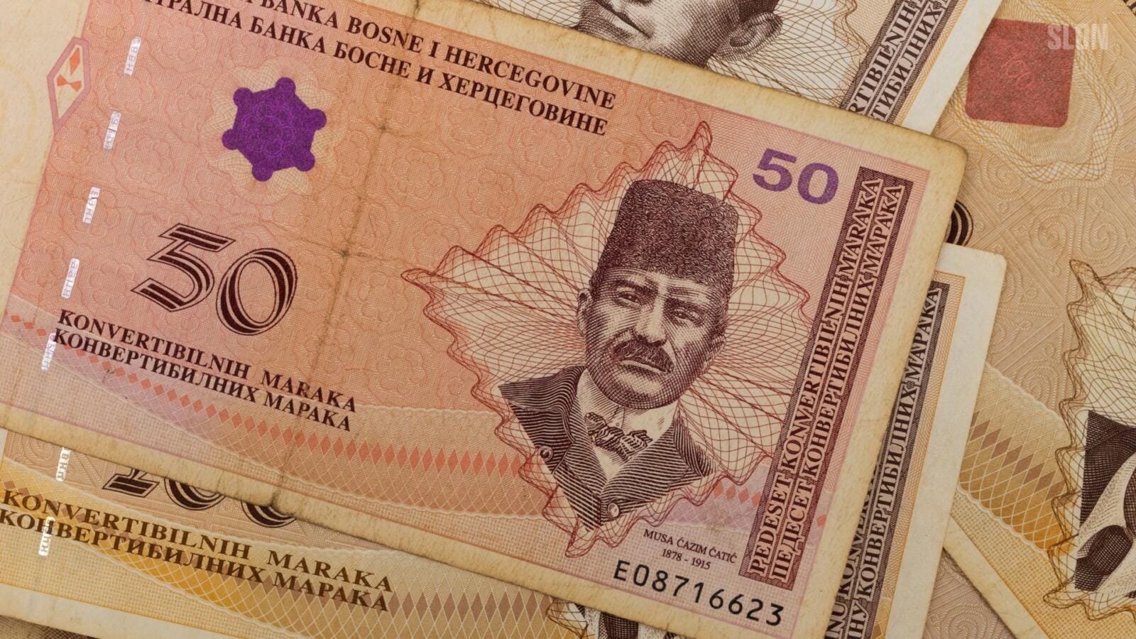 Fotografija novčanica KM za različite potrebe, novcanice razmjene