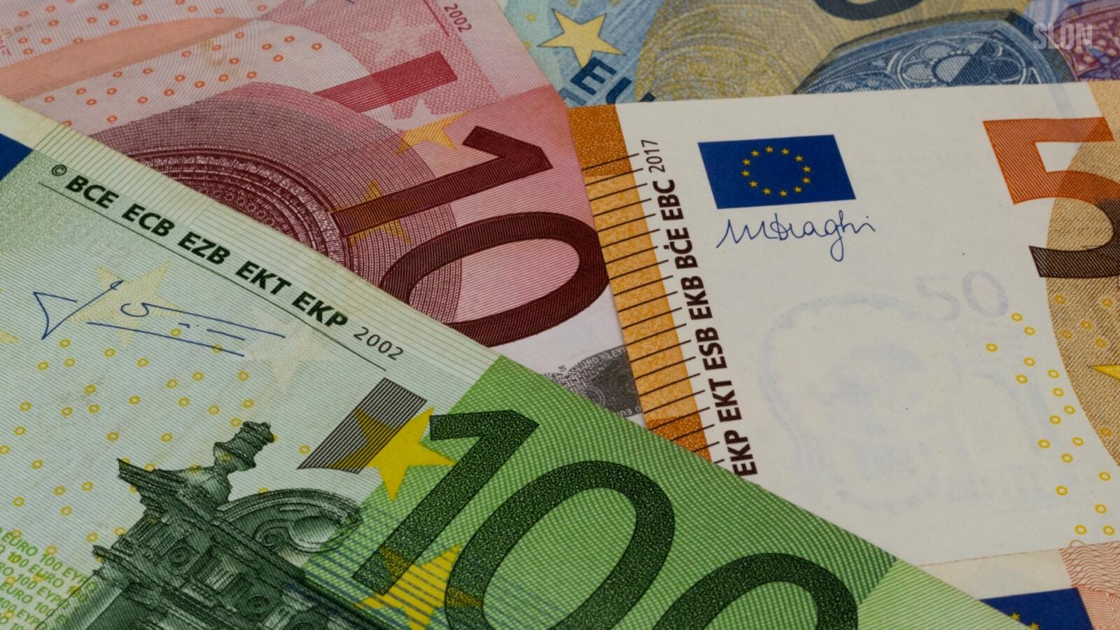 Fotografija novčanica eur, euri, euro za različite potrebe eure, BiH,euro