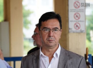 Mirnes Ajanović, advokat