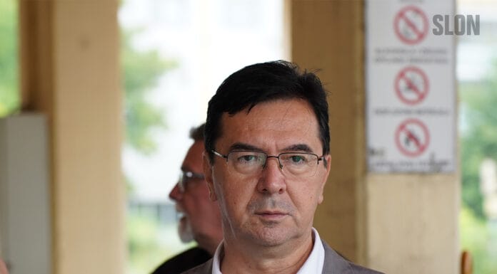 Mirnes Ajanović, advokat