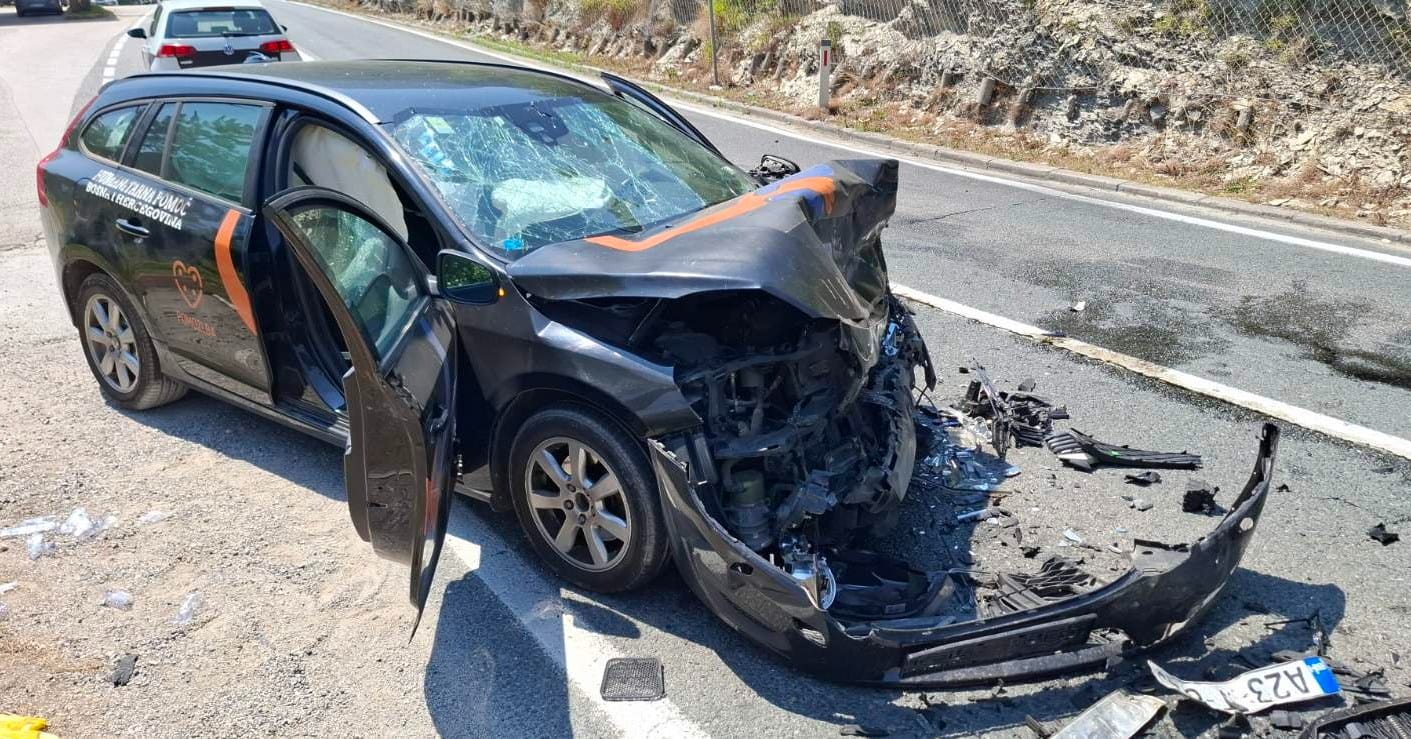 Saobraćajna nezgoda/ nezgode, tuzla servis