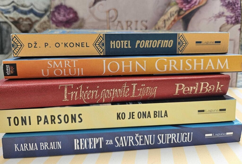 Pet knjiga za čitanje, Naslovi preporučenih knjiga složeni na žuto-bijeloj podlozi