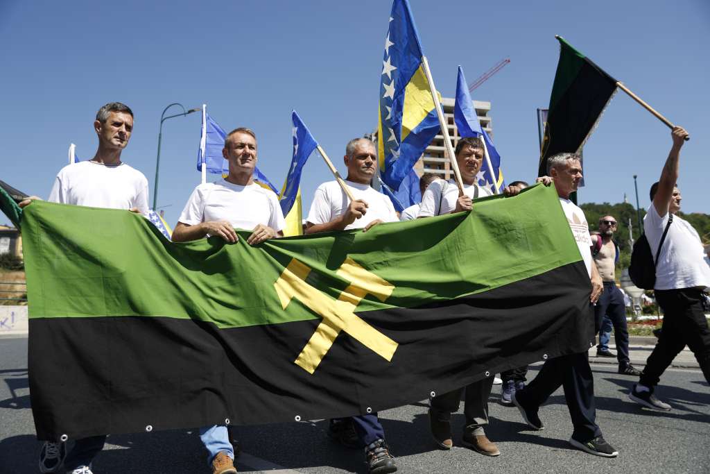 zenicki rudari Nezadovoljni rudari u Sarajevu: Sindikat i Vlada FBiH postigli dogovor, ali rješenje ne zadovoljava sve