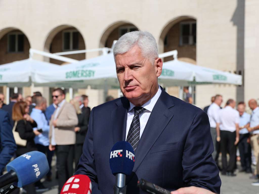 Čović poručuje da se neće kandidovati za člana Predsjedništva