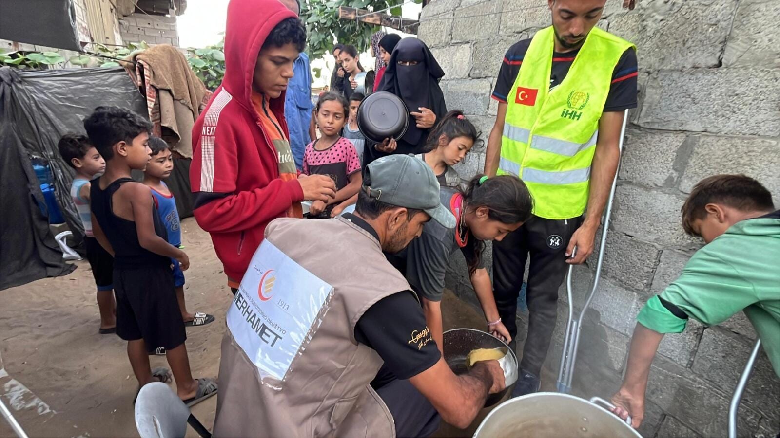 Merhamet obroci Gaza - avgust (11)