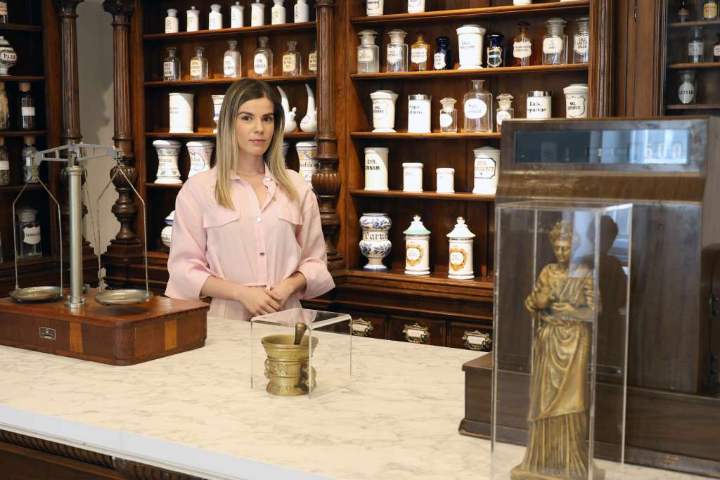 Muzej farmacije Film i lijekovi na istom platnu: Otvorena izložba u Muzeju farmacije