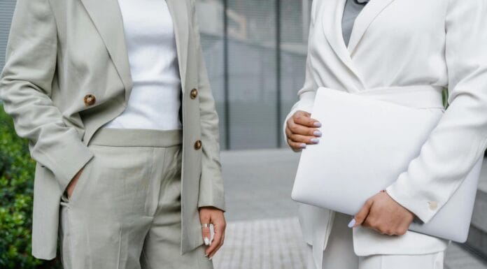 Državni posao privukao veliki broj kandidata: Za 236 radnih mjesta stiglo 1.187 prijava Šta obući kada je 35 stepeni, a moraš na posao?