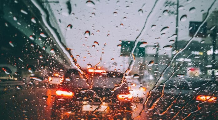 Od danas pretežno oblačno uz povremenu kišu, ipak stiže i otopljenje Nevrijeme u Sloveniji Foto: Ilustracija