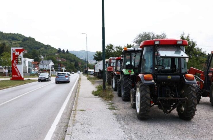„Vlast se prepala sirotinje“: Policija spriječila protest poljoprivrednika u Sarajevu