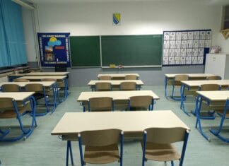 FBiH: U školskoj 2025/2026. manji broj učenika u osnovnim školama Skupština TK odbila inicijativu za uvođenje “Kutija povjerenja” u školama
