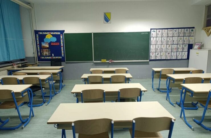 Potvrdilo ministarstvo: Evo kada počinje školska godina/ Đaci se vratili u školske klupe: Nova školska godina počela u TK
