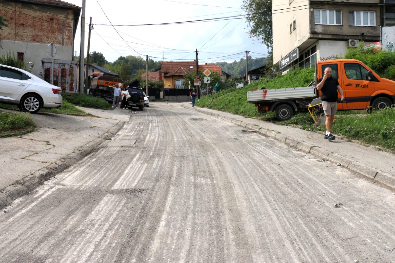 Tuzla: Radovi na sanaciji putne infrastrukture u MZ Kula